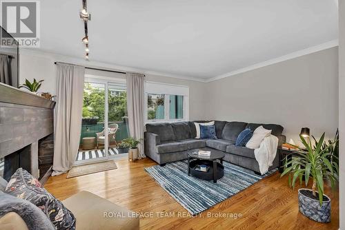 215 Booth Street, Ottawa, ON 