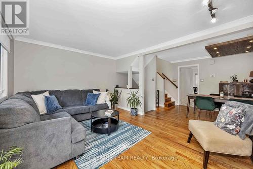 215 Booth Street, Ottawa, ON 