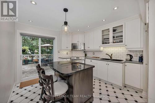 215 Booth Street, Ottawa, ON 