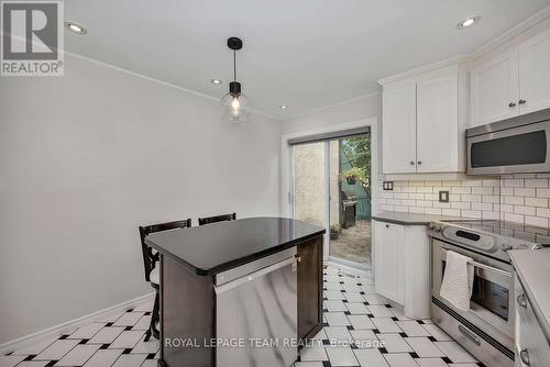 215 Booth Street, Ottawa, ON 