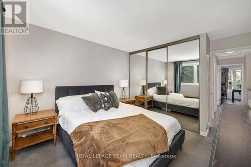 215 Booth Street, Ottawa, ON 