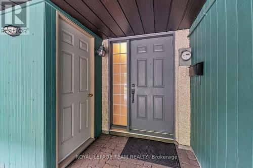 215 Booth Street, Ottawa, ON 