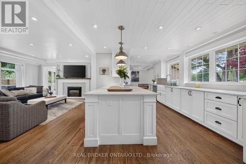 760 Kingsway Drive, Burlington, ON 
