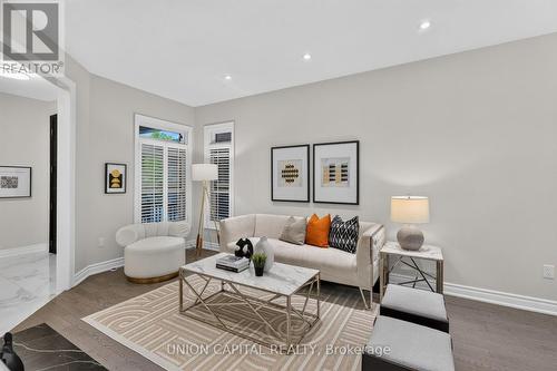 9 Ballymore Drive, Aurora, ON 