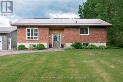 989 PIONEER ROAD  Chisholm, ON P0H 1Z0