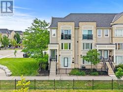 9 - 5035 OSCAR PETERSON BOULEVARD  Mississauga, ON L5M 0P4