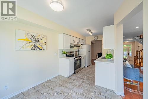 Kitchen + Breakfast Nook - 16 Redding Way, Ottawa, ON 