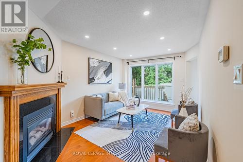Family Room - 16 Redding Way, Ottawa, ON 