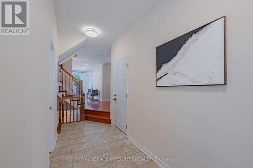 Hallway - 16 Redding Way, Ottawa, ON 
