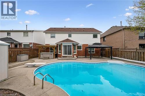223 Glenvalley Drive, Cambridge, ON 