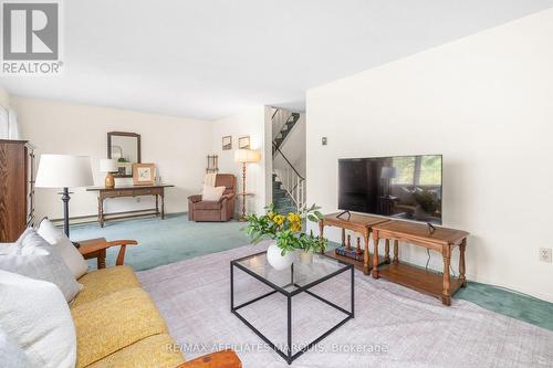 15 Glenview Crescent, Perth, ON 