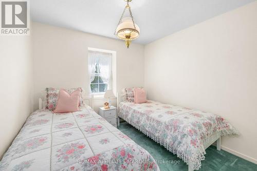 2nd bedroom - 15 Glenview Crescent, Perth, ON 