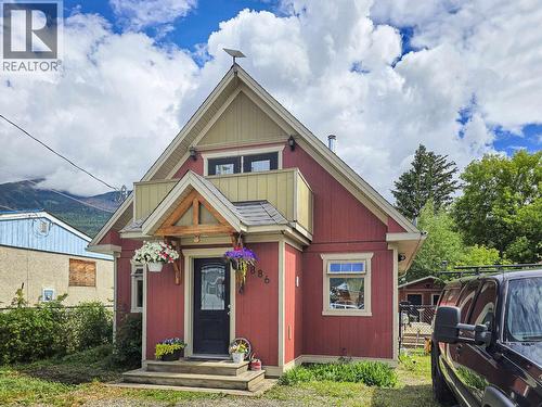 886 4TH AVENUE  Mcbride, BC V0J 2E0