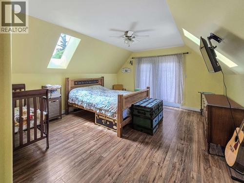 886 4Th Avenue, Mcbride, BC 