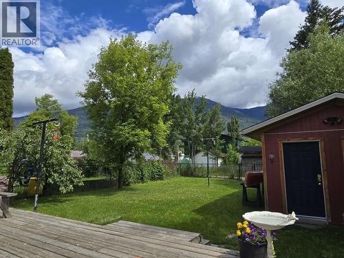 886 4Th Avenue, Mcbride, BC 
