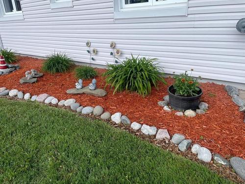 2044 Begin Street E, Thunder Bay, ON 