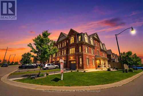 37 PADBURY TRAIL  Brampton, ON L7A 4V2