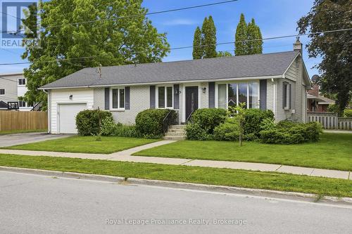 31 DOWNES AVENUE  Prince Edward County (Picton Ward), ON K0K 2T0