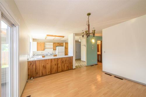 4 Capilan Cove, Winnipeg, MB 