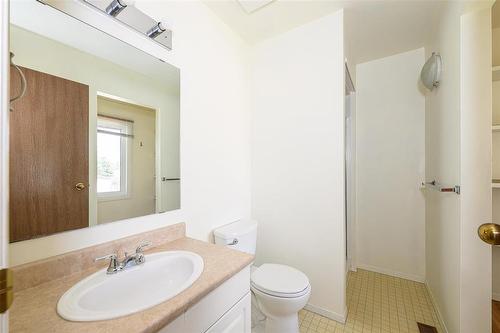 4 Capilan Cove, Winnipeg, MB 