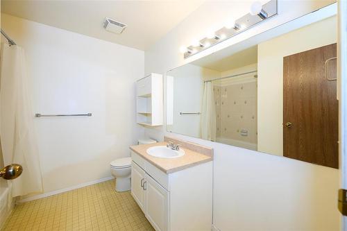 4 Capilan Cove, Winnipeg, MB 