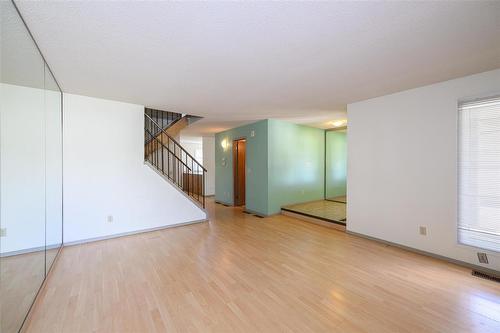 4 Capilan Cove, Winnipeg, MB 