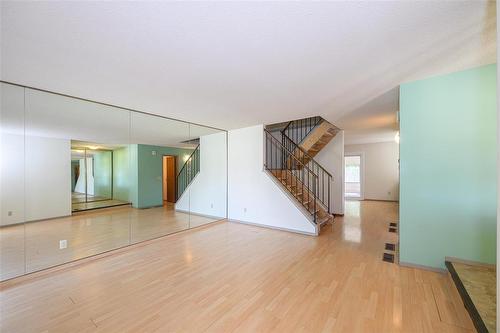 4 Capilan Cove, Winnipeg, MB 