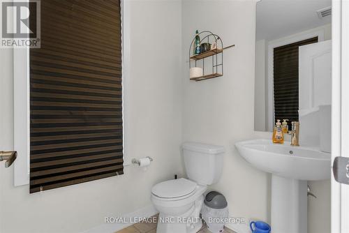 8 Downriver Drive, Welland (Dain City), ON 