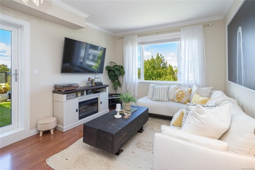 #308-2409 Bevan Ave, Sidney, BC 
