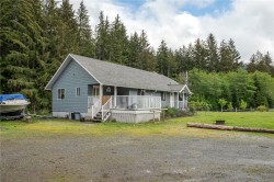 870 Sayward Rd Sayward, BC V0P 1R0