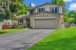 67 BARTLETT CRESCENT  London South, ON N6K 1W3