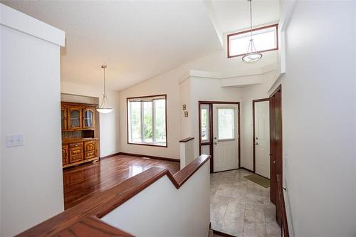 59 Moncrief Lane, Winnipeg, MB 