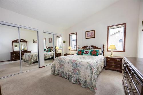 59 Moncrief Lane, Winnipeg, MB 
