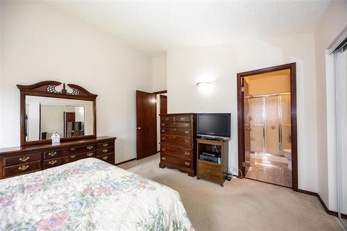 59 Moncrief Lane, Winnipeg, MB 