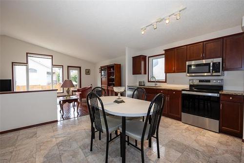 59 Moncrief Lane, Winnipeg, MB 