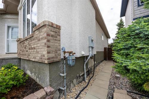 59 Moncrief Lane, Winnipeg, MB 