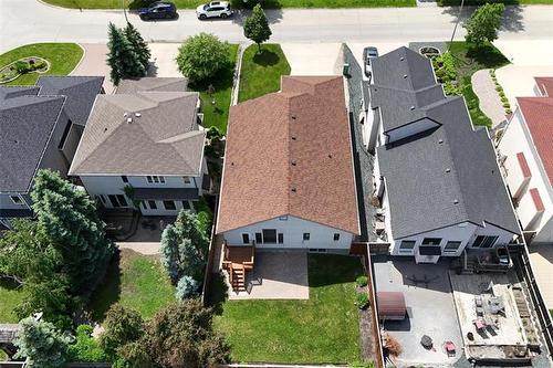 59 Moncrief Lane, Winnipeg, MB 