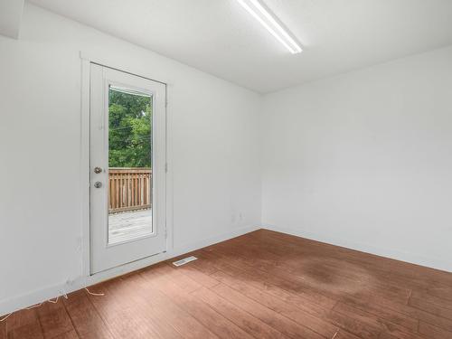 Edmonton, Alberta - Indoor Photo Showing Other Room