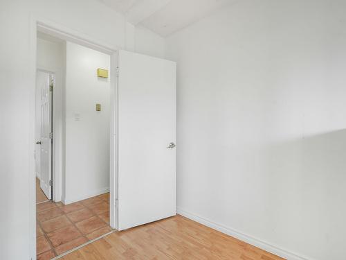 Edmonton, Alberta - Indoor Photo Showing Other Room