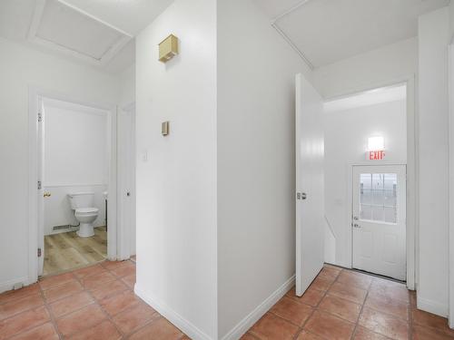 Edmonton, Alberta - Indoor Photo Showing Other Room