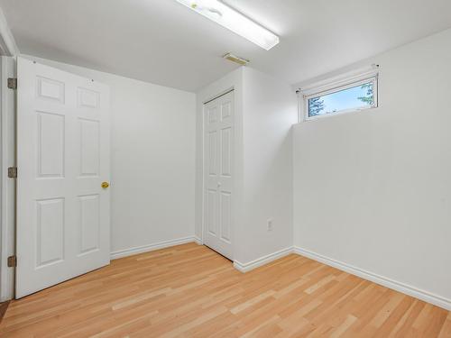 Edmonton, Alberta - Indoor Photo Showing Other Room