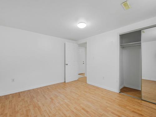 Edmonton, Alberta - Indoor Photo Showing Other Room