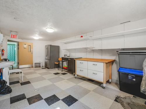 Edmonton, Alberta - Indoor Photo Showing Other Room