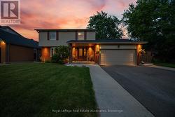 45 CLEAVEHOLM DRIVE Halton Hills, ON L7G 3E3