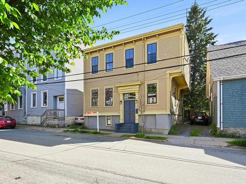 2048 Creighton Street  Halifax, NS B3K 3R2