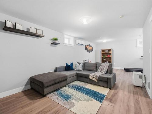 196 Titanium Crescent, Spryfield, NS 
