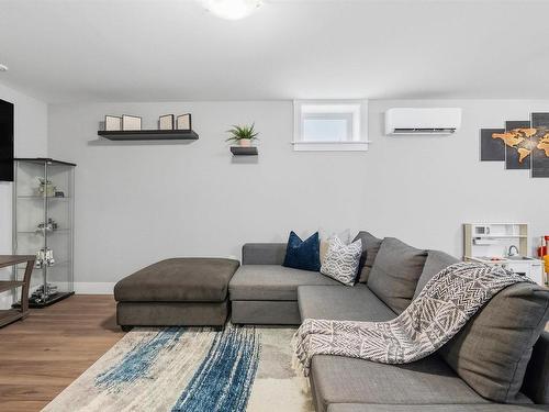 196 Titanium Crescent, Spryfield, NS 