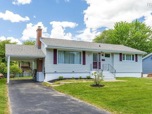 21 Canary Crescent, Halifax, NS 