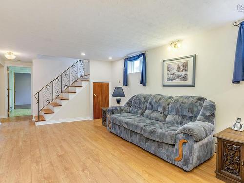 21 Canary Crescent, Halifax, NS 