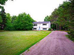 530 Bluenose Avenue Meadowvale, NS B0P 1R0
